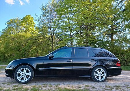 Mercedes-Benz E 200 KOMPRESSOR T AVANTGARDE Avantgarde