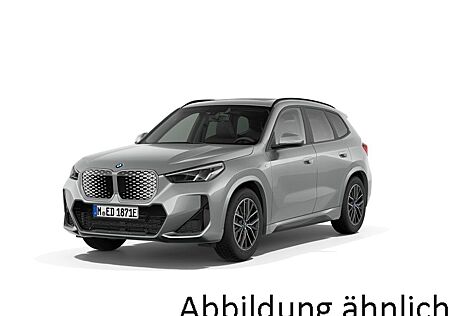BMW iX1 20eDrive Elektro M Sport AHK Adap.LED Pano
