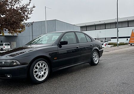 BMW 540i