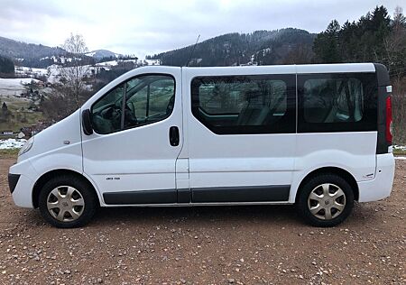 Renault Trafic Passenger 2.0dCi 115 FAP