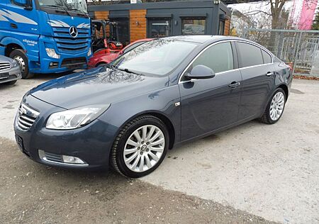Opel Insignia A Lim. Cosmo 4x4 Navi AHK BI-Xenon