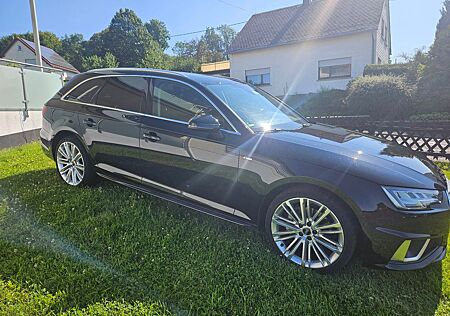 Audi A4 40 TDI S tronic S line Avant S line