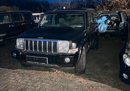 Jeep Commander Overland 3.0 CRD Autom.