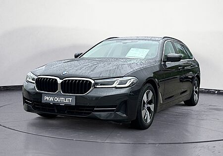 BMW 520d Touring Aktive Geschw. Head Up Laserlicht S