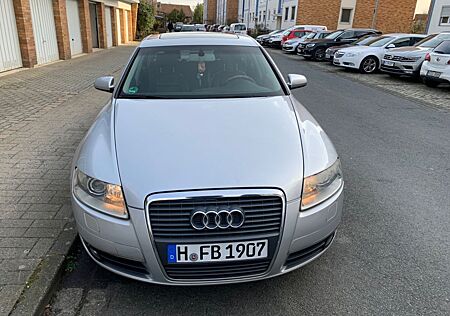 Audi A6 2.4 multitronic -