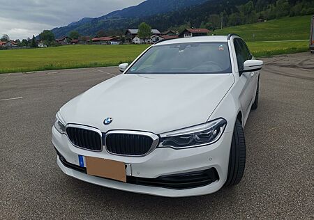 BMW 520d xDrive Touring A -