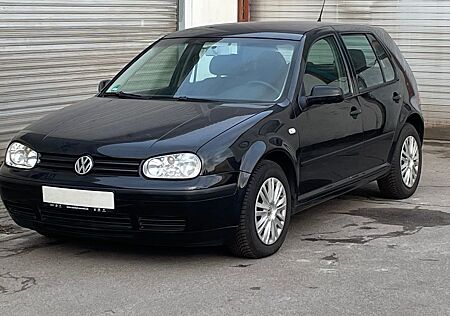 VW Golf Volkswagen Neu Kupplung(5-Tür.)Klimaautomatik,AHK,Tüv12/27