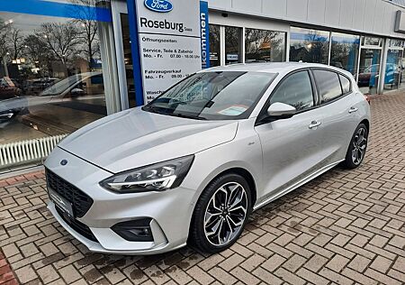 Ford Focus Lim. ST-Line NAVI LED PDC RFK KEY-FREE 18"