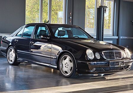 Mercedes-Benz E 55 AMG E 55