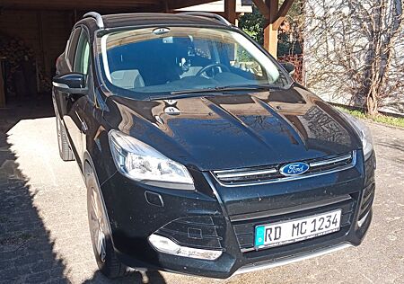 Ford Kuga 2,0 TDCi 4x4 110kW Titanium PowerShift ...