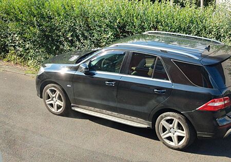 Mercedes-Benz ML 350 BlueTEC 4MATIC -