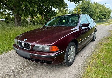 BMW 520i 6 Zylinder
