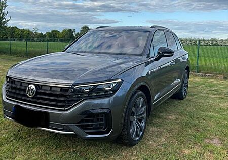 VW Touareg Volkswagen 4.0 V8 TDI SCR 310kW 4MOTION Tiptronic -