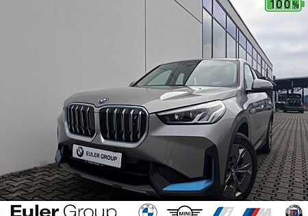 BMW iX1 xDrive 30 A LMR SHZ ActiveGuard Parkass