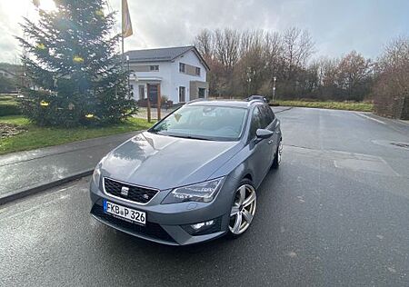 Seat Leon 5F Kombilimousine