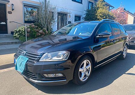 VW Passat Variant Volkswagen 2.0 TDI R-Line,DSG,Xenon,TÜV 2027