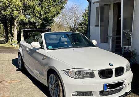 BMW 120i Cabrio