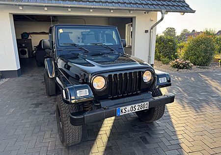 Jeep Wrangler Sahara 4.0 Sahara