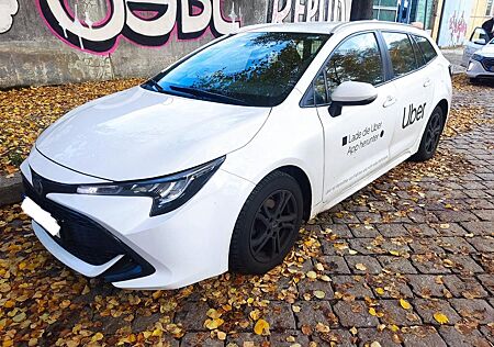 Toyota Corolla 1,8 Hybrid Touring Sports Mietwagen