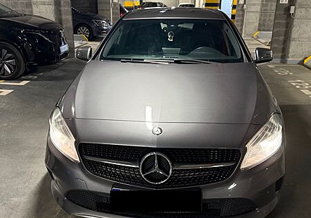Mercedes-Benz A 200 d -