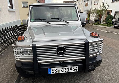 Mercedes-Benz G 230