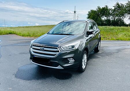 Ford Kuga | TÜV neu (06/2025) | Bremse neu