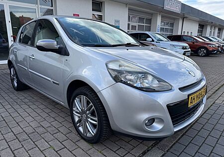 Renault Clio III Night and Day