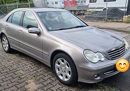 Mercedes-Benz C 180 KOMPRESSOR ELEGANCE Elegance Wartung + TÜV