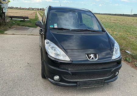 Peugeot 1007 RC-Line Leder Automatik