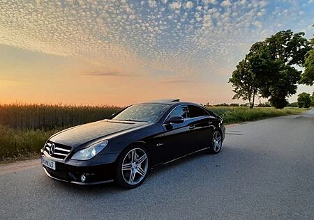 Mercedes-Benz CLS 63 AMG Drivers Package