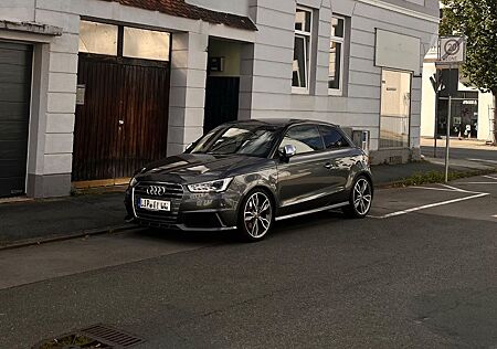 Audi S1 2.0 TFSI quattro / BOSE-System / H&R Federn