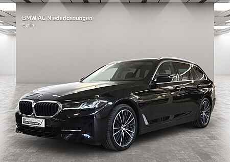 BMW 530d xDrive Touring LiveCockpitProf PDC HiFi