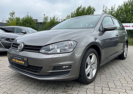 VW Golf Volkswagen VII Variant Comfortline BMT, Service neu