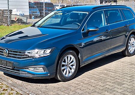 VW Passat Variant Volkswagen Business,DAB,LED,ACC,Kam,1H,