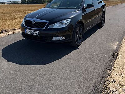 Skoda Octavia 2.0 TDI 4x4 Family Combi Family