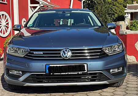 VW Passat Alltrack Volkswagen 2.0 TDI SCR 140kW DSG 4MOT A...