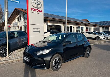 Toyota Yaris Hybrid Team D *Kamera,CarPlay,8-fach*