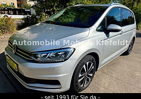 VW Touran Volkswagen United 1,5 TSI DSG 7 Sitzer