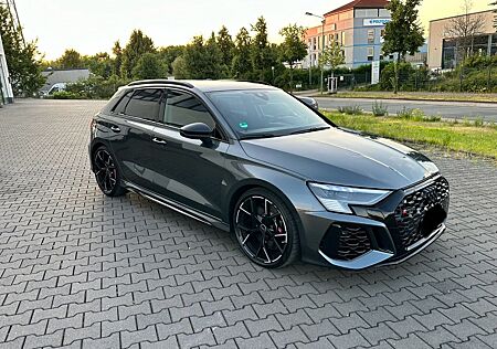Audi RS3 2.5 TFSI S tronic quattro Sportback -
