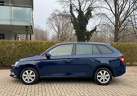 Skoda Fabia Combi Drive - 1.Hd. Navi, Klima, Kamera