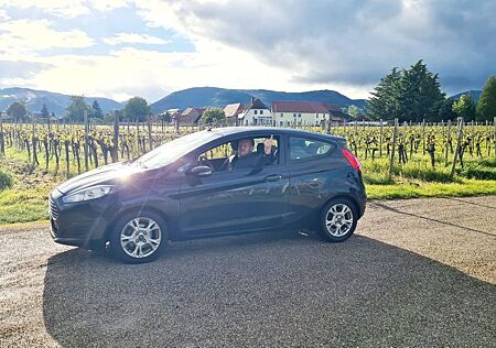 Ford Fiesta 1,0 59kW SYNC Edition BJ 2014 TÜV2028