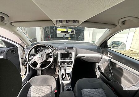 Skoda Octavia 1.6 TDI Elegance Combi Elegance