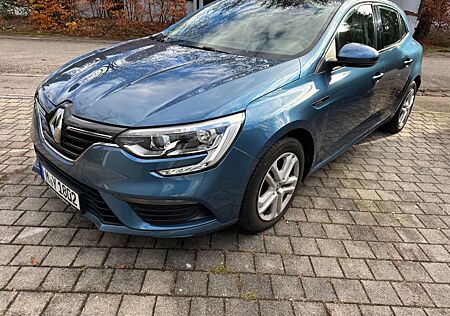 Renault Megane IV Lim. 5-trg#Kamera#Navi#Tempo#Klima