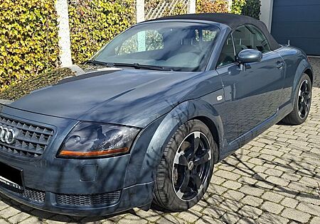 Audi TT Roadster 1.8T 132 kW - 179 PS