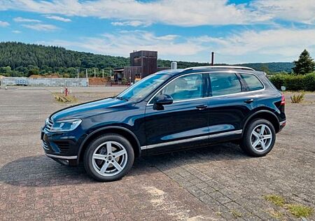 VW Touareg Volkswagen 3.0 V6 TDI