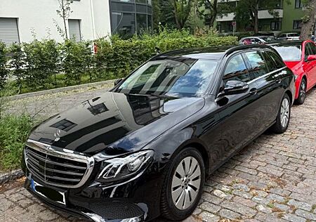 Mercedes-Benz E 220 Mercedes E220d T-Modell | EZ 2019 | TÜV 07/27 |