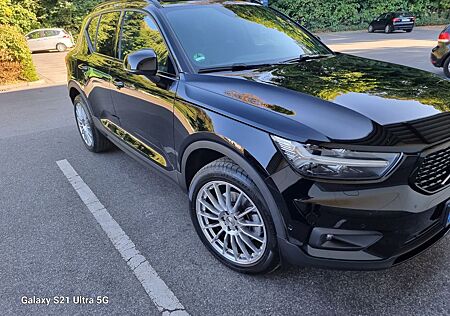 Volvo XC 40 XC40 B4 AWD R Design DCT R Design