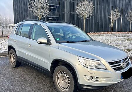 VW Tiguan Volkswagen 2.0 TDI Automatik 4MOTION Sport & Sty...