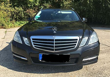 Mercedes-Benz E 220 E-Klasse E220CDI BlueEfficiency,Leder,Navi,Xenon