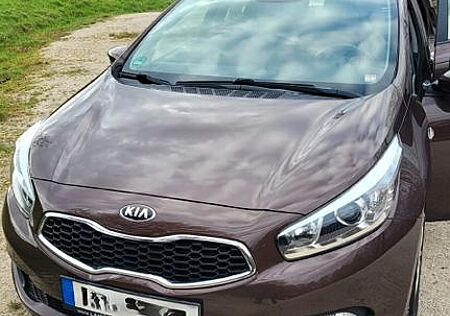 Kia Cee'd / Ceed 1.4 CVVT Attract